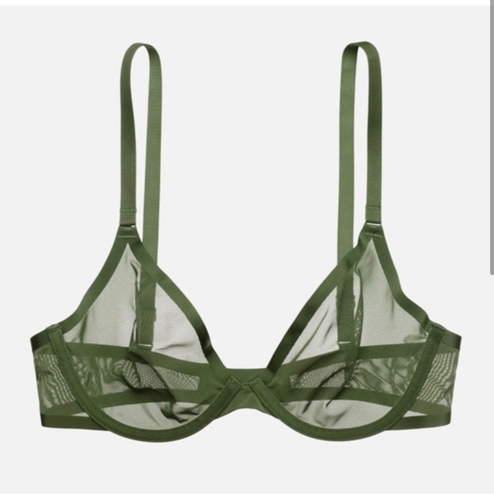 NWT Cuup Plunge bra 32D in Vine